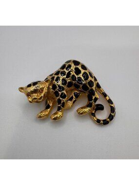 Vintage Gold Tone Leopard Brooch Black Enamel Orange Eyes Big Cat Pin